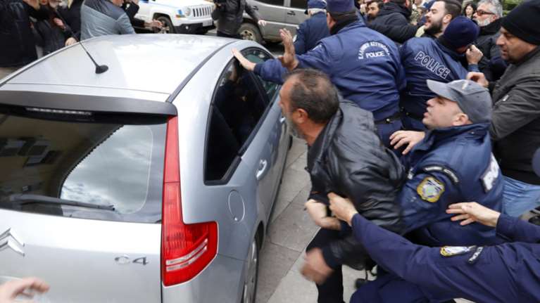 Λασίθι: Πήγαν να λιντσάρουν τον φονιά - Χαμός στα δικαστήρια