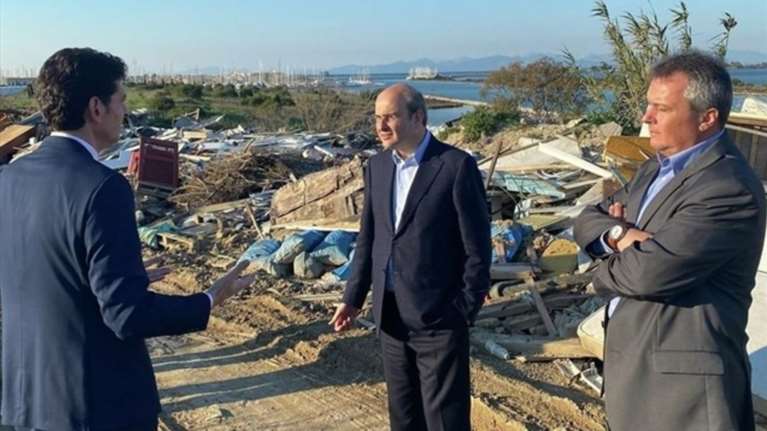 Χατζηδάκης: Η Λευκάδα θα ανασάνει από τα σκουπίδια- Τέλος στη δυσοσμία