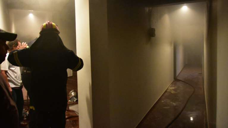 Τραγωδία στο Περιστέρι: Ένας νεκρός από φωτιά σε σπίτι