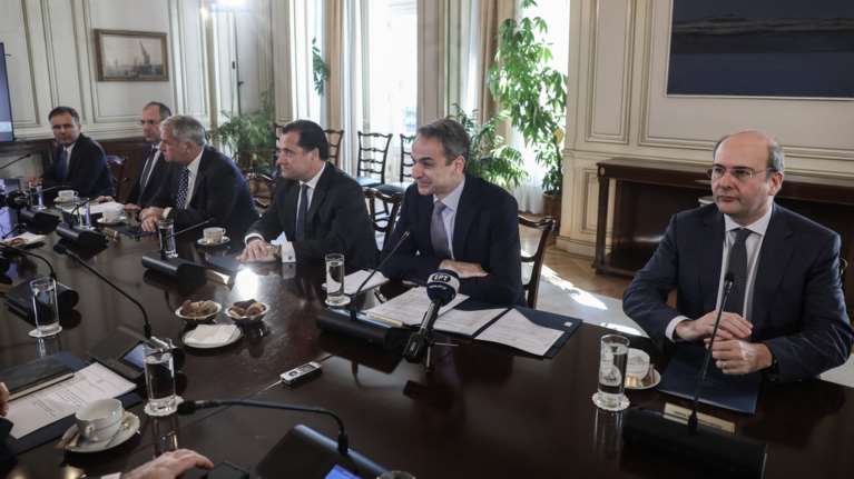 Αντίστροφη μέτρηση για τον ανασχηματισμό – Όλα τα σενάρια