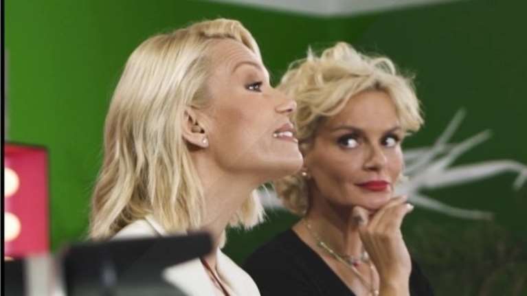 Στα μαχαίρια Έλενα Χριστοπούλου - Βίκυ Καγιά: Η &quot;παιδιάστικη&quot; κίνηση της εκνευρισμένης Χριστοπούλου