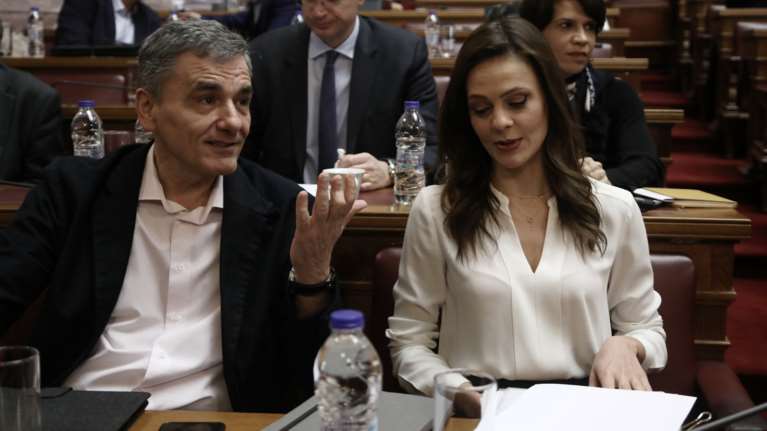 Βουλή: Αντιδράσεις της αντιπολίτευσης στο νέο ασφαλιστικό