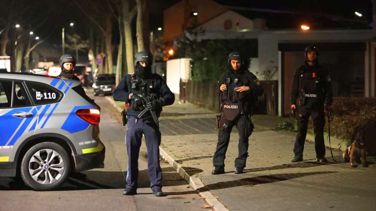 Μακελειό με 11 νεκρούς στη Γερμανία: Νεκρός και ο δράστης [εικόνες]