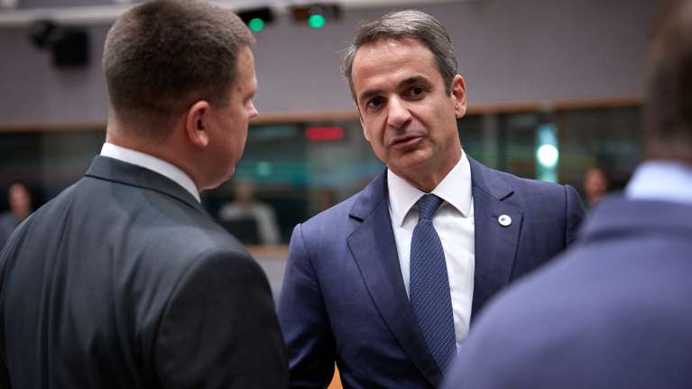 Στις Βρυξέλλες ο Μητσοτάκης - Μάχη για τα κονδύλια της ΕΕ