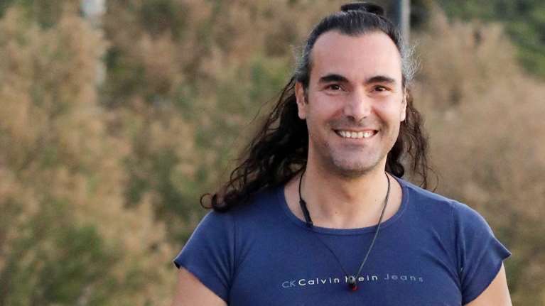 Δημήτρης Χανιώτης: Έπαθα κατάθλιψη μετά τη διάλυση των ONE - Δούλευα σε συνεργείο αυτοκινήτων [βίντεο]