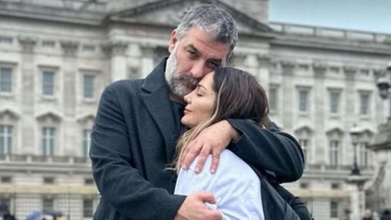 Δέσποινα Βανδή - Βασίλης Μπισμπίκης: Νέες φωτογραφίες από το ταξίδι τους στο Λονδίνο