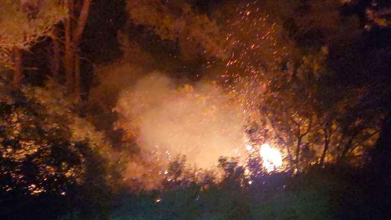 Φωτιά στη Ρόδο ανάμεσα σε Αρχίπολη και Ελεούσα - Μεγάλη κινητοποίηση της Πυροσβεστικής