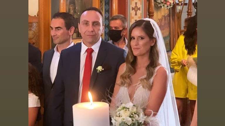 Δημοσιογραφικός γάμος: Ο Νίκος Ανδρίτσος του ΣΚΑΪ παντρεύτηκε την αγαπημένη του [εικόνες]