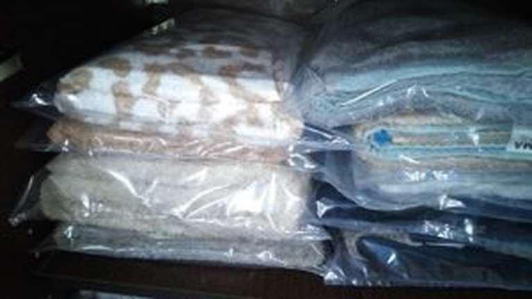 Με θερμομετρήσεις, μάσκες και αντισηπτικά άνοιξαν οι οίκοι ανοχής - Τι αποκαλύπτει υπεύθυνη του χώρου [Εικόνες και Βίντεο]