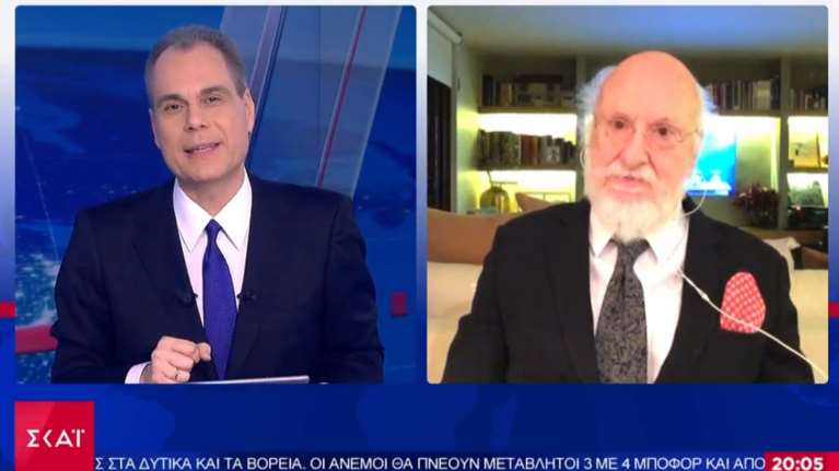 Ο Σαββόπουλος αποθεώνει τον Σωτήρη Τσιόδρα και μιλά για το &quot;Θεό που δοξολογήθηκε στις ΜΕΘ&quot;