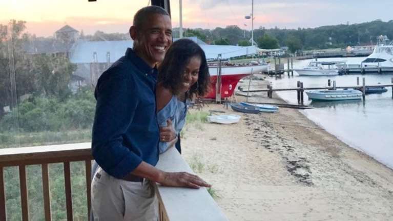 Μια μέρα στην καραντίνα με τους Ομπάμα - Τι εξομολογείται η Μισέλ στην Έλεν ντε Τζενέρις