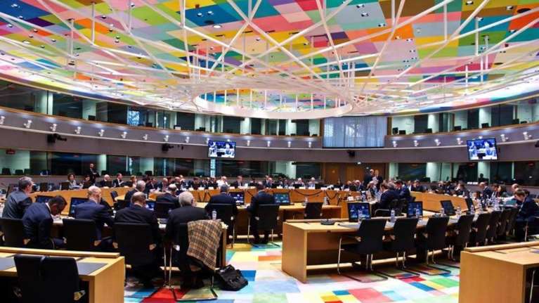 Μέσω βιντεοκλήσης και το Eurogroup για τα μέτρα στήριξης λόγω κορονοϊού