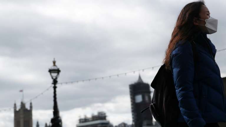 Κορονοϊός: Θρήνος στη Βρετανία- 708 νεκροί σε 24 ώρες, 5χρονος το τελευταίο θύμα