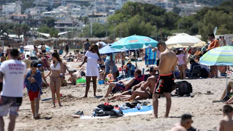 Μένουμε ασφαλείς… και στην παραλία - Οδηγίες για τους λουόμενους (video, φωτο)
