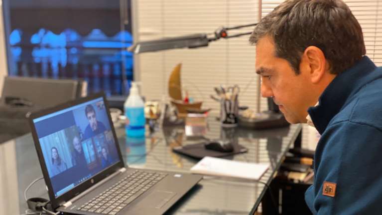 Την παράταση της προστασίας της πρώτης κατοικίας ζητά ο Αλέξης Τσίπρας