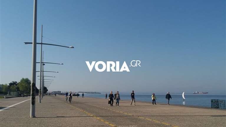 Με αποστάσεις... ασφαλείας η άθληση στη Νέα Παραλία της Θεσσαλονίκης [Βίντεο]