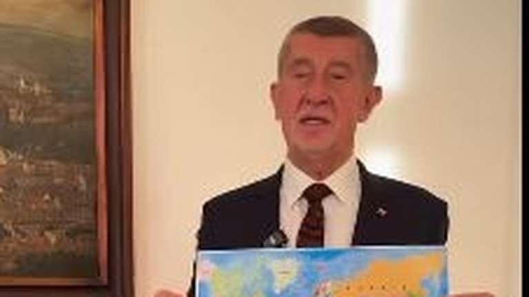 Ο Τσέχος πρωθυπουργός αγόρασε υδρόγειο για να δει πού βρίσκεται η Γροιλανδία - Θύελλα χλευασμού στα social