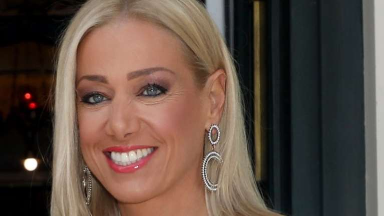 Συγκλονίζει η δημοσιογράφος Έφη Αλεβίζου: Όταν ο γιατρός είπε τη λέξη καρκίνος πάγωσα, δεν άκουγα τίποτα άλλο [βίντεο]