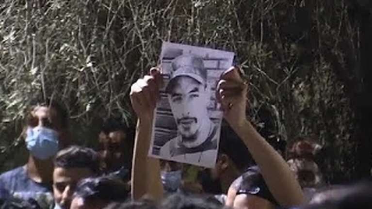 Αλγερία: Σε θάνατο καταδικάστηκαν 49 άνθρωποι - Έκαψαν ζωντανό τραγουδιστή για εμπρησμό που δεν προκάλεσε