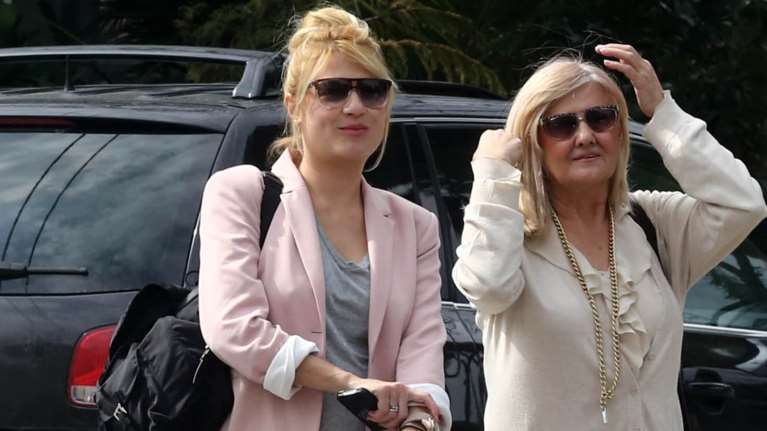 Φαίη Σκορδά: Η συγκινητική χειρονομία της μητέρας της, Ευαγγελίας