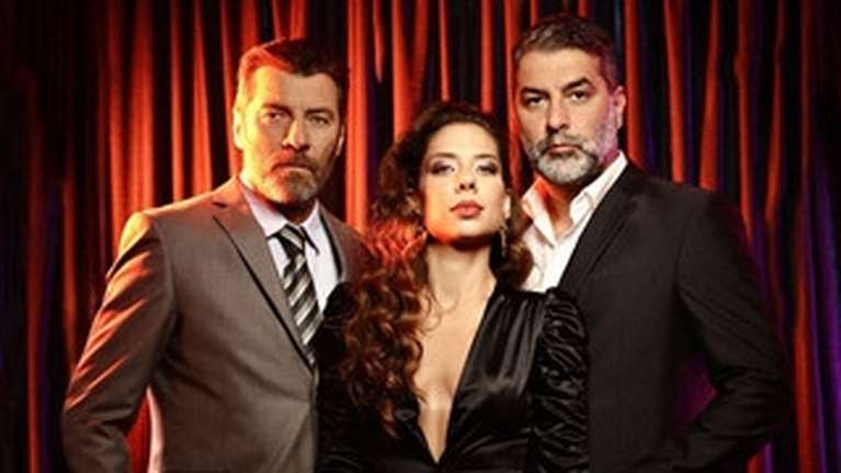 &quot;Αυτή η νύχτα μένει&quot;: Κυκλοφόρησε το νέο τρέιλερ της πολυαναμενόμενης σειράς - Πότε κάνει πρεμιέρα