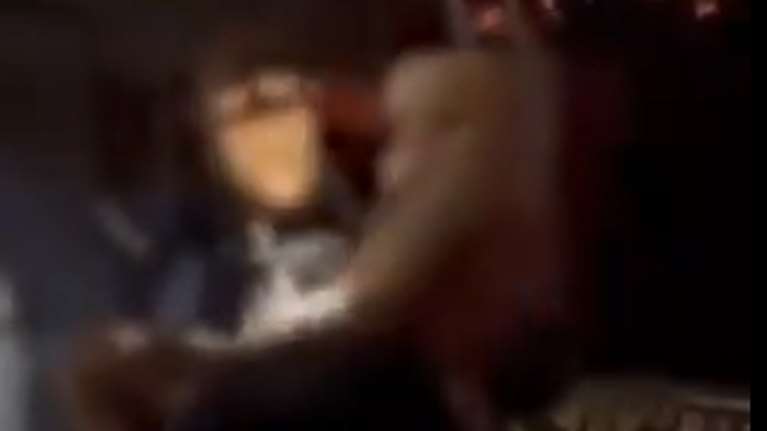 Φωτιά στην Αττική: Βίντεο ντοκουμέντο με αστυνομικούς να πραγματοποιούν απεγκλωβισμούς