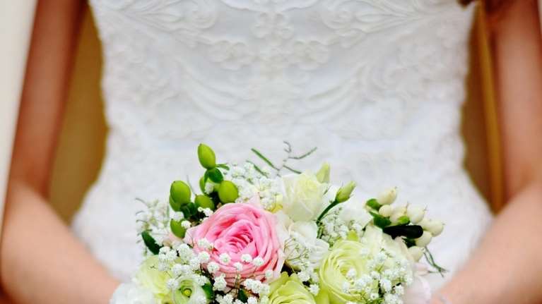 Επεισοδιακός γάμος στον Πύργο Ηλείας - Έφυγε ο ιερέας επειδή... άργησε η νύφη