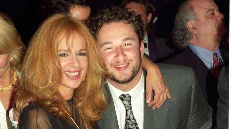 Αλίκη Βουγιουκλάκη: Αποκαλύψεις για όλα όσα έγιναν στην τελευταία της παράσταση- Οταν πλησίαζε το τέλος