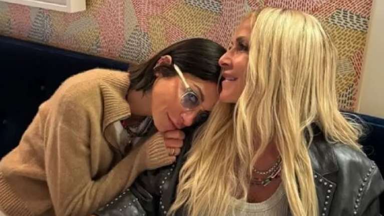 Σοφία Καρβέλα: Η έντονη ανησυχία της για τη &quot;μάζα&quot; στο στήθος της και το μήνυμα για την πρόληψη του καρκίνου του μαστού