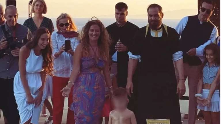 Η παρέμβαση Μητροπολίτη για τη βάφτιση του γιου της Φωτεινής Αθερίδου