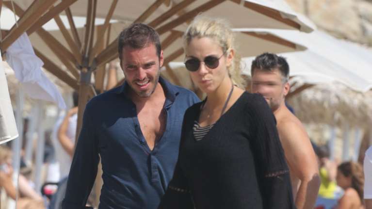 Βραδιά στο σπίτι για τη Δούκισσα Νομικού και τα δύο παιδιά της, Σάββα και Αναστασία