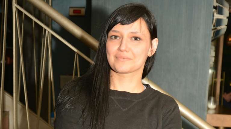 Η Αθηναΐδα Νέγκα δεν χαρίζεται στον Τσιτσιπά: Προβληματικός, παίζει ένα γελοίο οικογενειακό δράμα - Εξαρτημένος και ανόητος