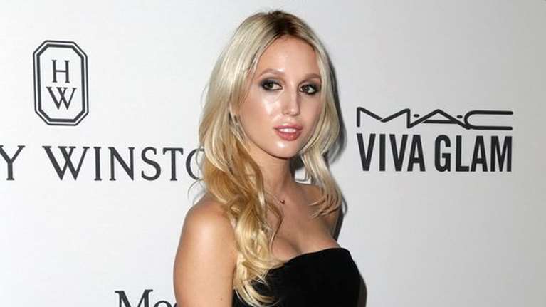 Μαρία Ολυμπία: Η εκπληκτική φωτογράφηση με εντυπωσιακό look και βέλο