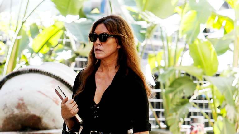 Κωλοτούμπα από τη Βάνα Μπάρμπα: Ξαφνικά ζητά συγγνώμη από τα θύματα κακοποίησης