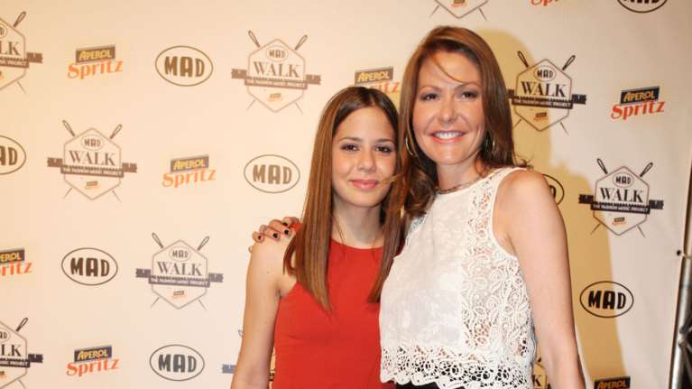 Αλεξάνδρα Κωστοπούλου: Επιστροφή στην Ελλάδα, στο πλευρό της εγκυμονούσας μητέρας της