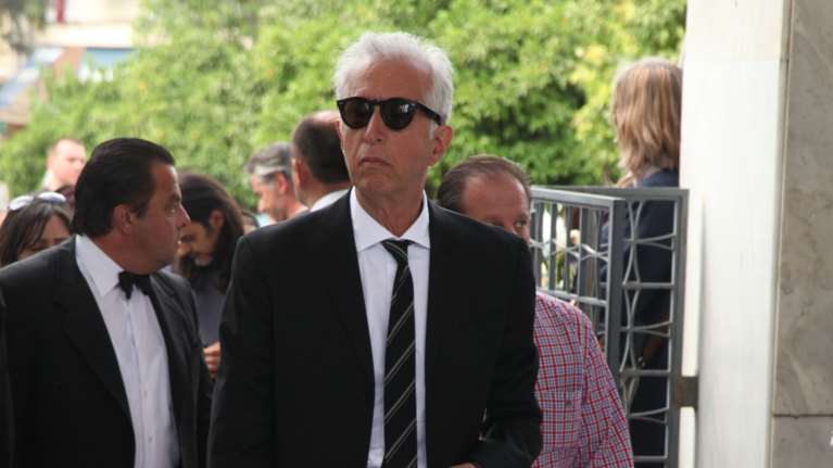 Κωνσταντίνος Τζούμας: Είμαι πατέρας πέντε παρ’ ολίγον παιδιών, τότε ήταν της μόδας οι εκτρώσεις