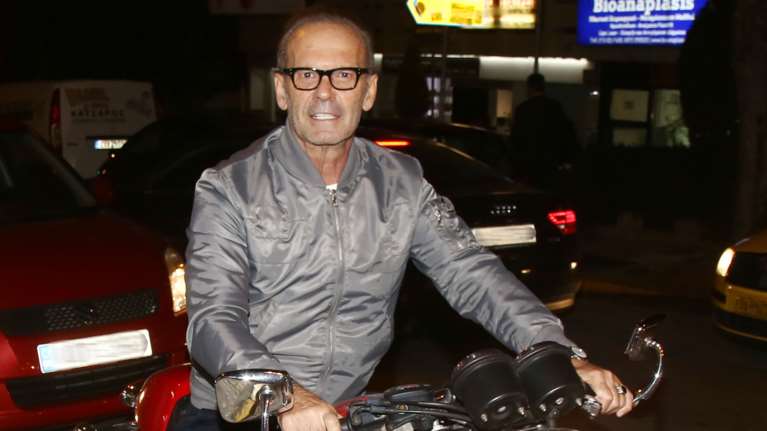 Με αυτή την 26χρονη τραγουδίστρια είναι ζευγάρι ο Πέτρος Κωστόπουλος - Μαζί στο Ντουμπάι για Πρωτοχρονιά