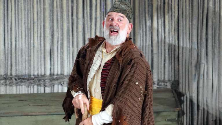 Σοκάρει η μία καταγγέλλουσα για Φιλιππίδη: "Αρχισε να αυνανίζεται μέσα στο αυτοκίνητο ο σιχαμένος..."