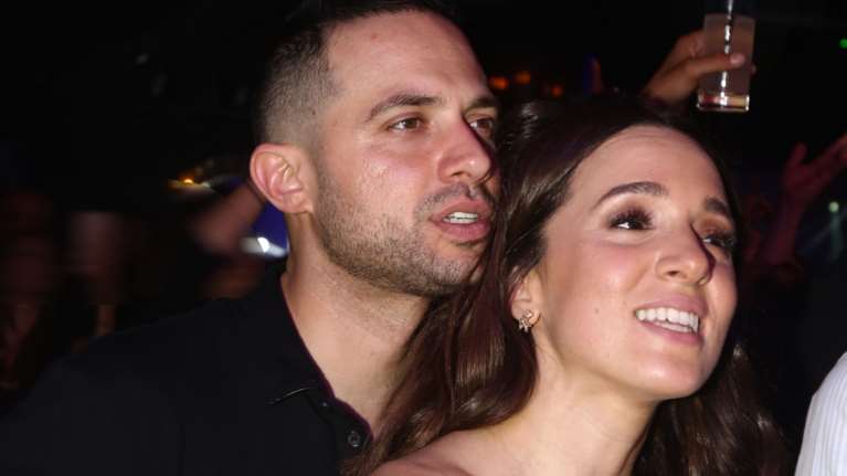 Καλομοίρα για κορονοϊό: Αρχίζει να γίνεται χαμός στην Αμερική