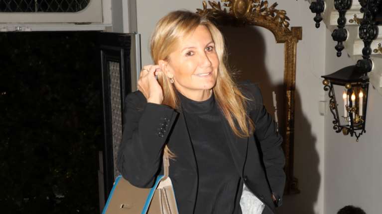 Μαρέβα Μητσοτάκη: Η γλυκιά φωτογραφία με τα 3 παιδιά της για τη Γιορτή της Μητέρας