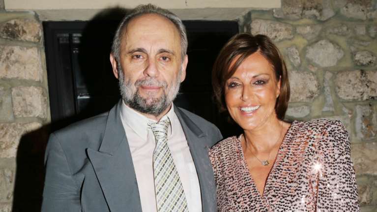 Αλεξάνδρα Παλαιολόγου: Η σπάνια φωτογραφία με τον σύντροφό της Σωτήρη Χατζάκη, η αγκαλιά και το τρυφερό φιλί