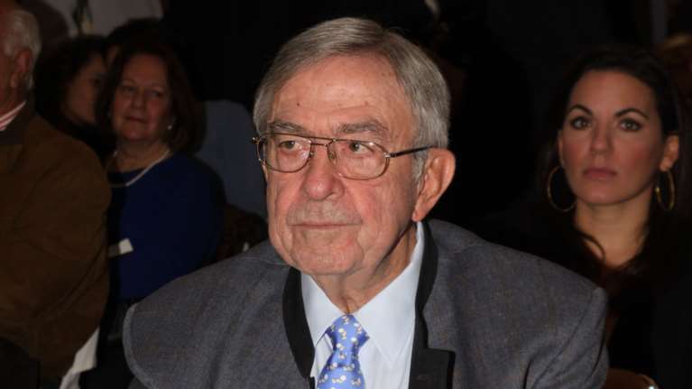 Σε ιδιωτικό θεραπευτήριο της Αθήνας ο τέως βασιλιάς Κωνσταντίνος μετά το ισχαιμικό επεισόδιο