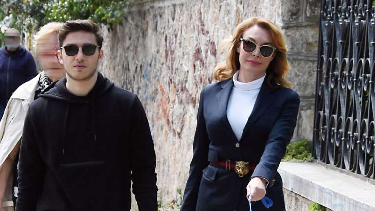 Τατιάνα Στεφανίδου: Δείχνει το σπίτι του γιου της στο Λονδίνο - &quot;Η αθάνατη ελληνίδα μάνα&quot;