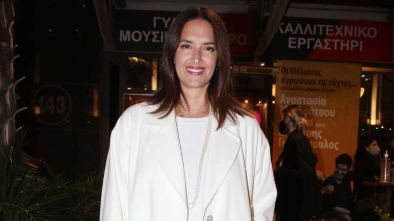 Νόνη Δούνια: Η σπάνια εμφάνιση με την κούκλα 15χρονη κόρη της, Ρία Μουρατίδη