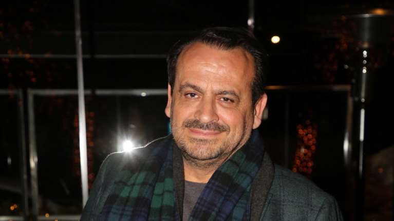 Συγκλονίζει ο Βασίλης Ζούλιας: Εφυγα από τα χέρια της μητέρας μου και έπεσα στο κενό