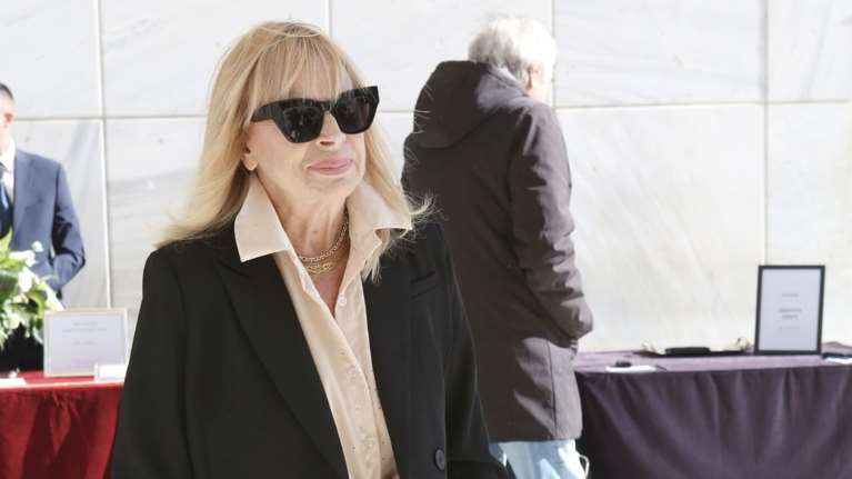 Αννα Φόνσου: &quot;Με πήγε στα δικαστήρια και η πρόεδρος γελούσε - Έκανε πολλά και της είπα να φύγει από το Σπίτι του Ηθοποιού&quot;