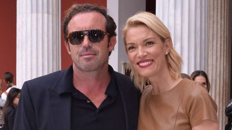 Βίκυ Καγιά και Ηλίας Κρασσάς με τα δύο παιδιά τους - Τρυφερά στιγμιότυπα από τις οικογενειακές διακοπές