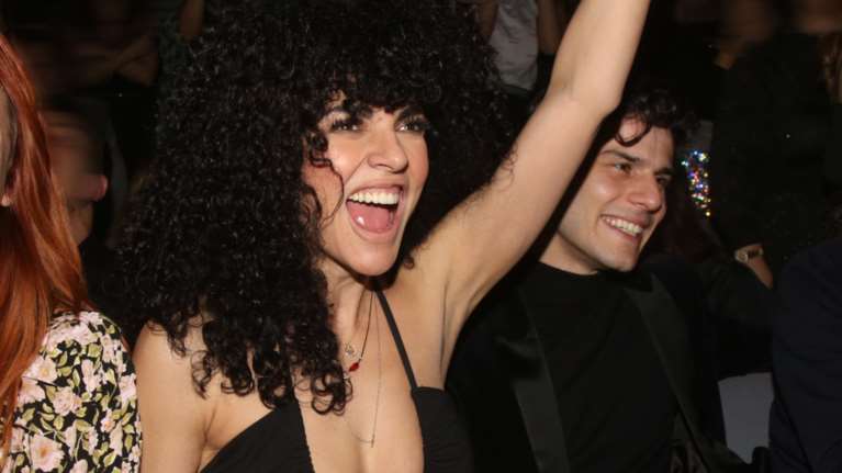 Οργή κατά της Μαρίας Σολωμού: Έκανε καμπάνια Μένουμε Σπίτι, αλλά πήρε το ποδήλατο και πήγε βόλτα στη θάλασσα [Εικόνα]