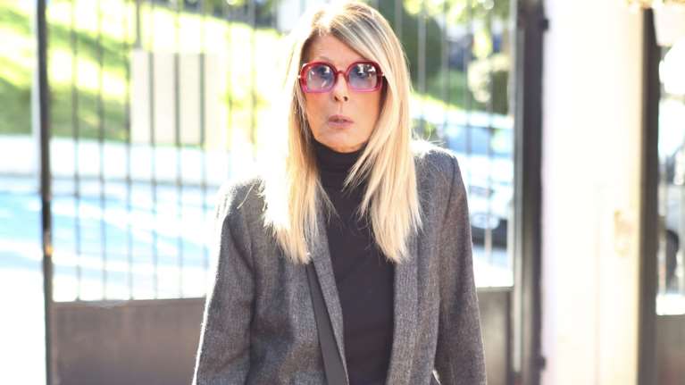 Έξαλλη η Εύη Δρούτσα: Ντροπή για την ΕΡΤ και τη Σάττι να πουν το &quot;Τα τα τα&quot; - Η εταιρεία μου θα αποφασίσει αν θα κινηθεί νομικά