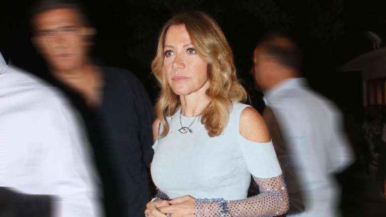 Μαριάννα Λάτση: Μικρό κοριτσάκι με τον Καπετάν Γιάννη Λάτση στον κήπο τους